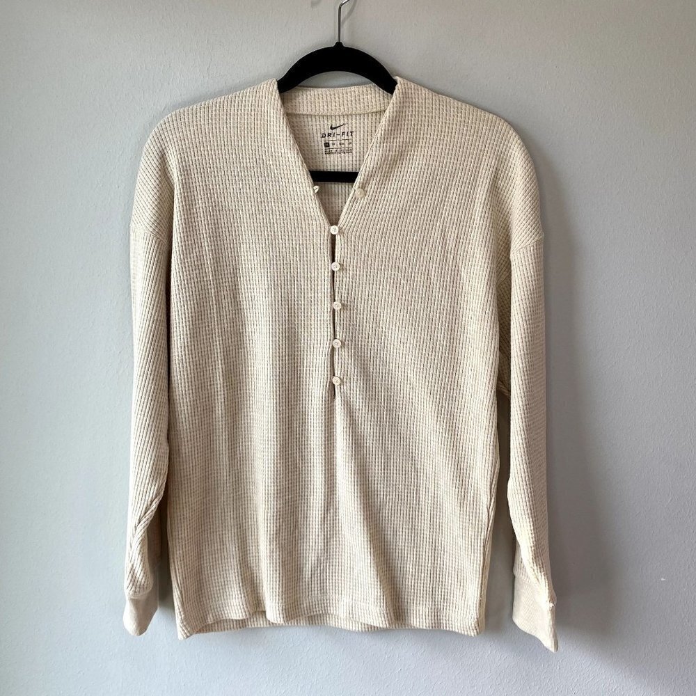 Nike Women's Yoga Statement Clean Cover Up Long Sleeve Shirt XS